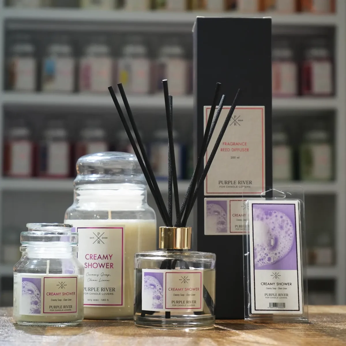 Wosk zapachowy sojowy - Creamy Shower Purple River 50 g - obrazek 2