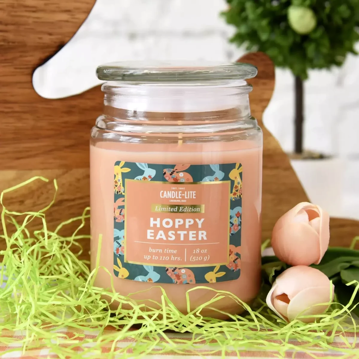 Naturalna świeca zapachowa Candle-lite Everyday 510 g - Hoppy Easter - obrazek 2